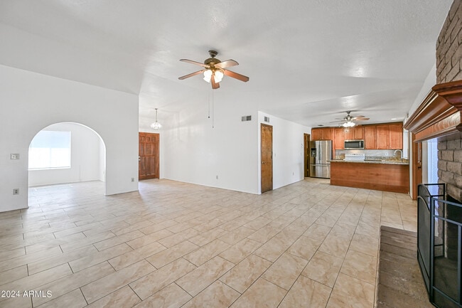 Photo - 2412 W Temple St