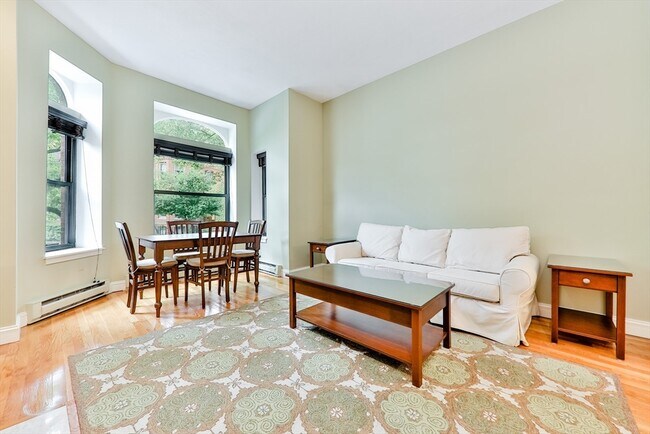Photo - 237 W Newton St Unit 3