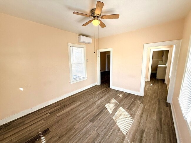 Photo - *COMING SOON* Charming 1-Bedroom Duplex With Laminate Flooring Throughout + Fenced Backyard