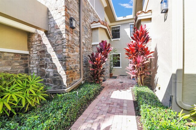 Photo - 7535 Old Thyme Ct