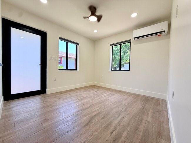 Photo - 607 NW 15th Ave Unit 607