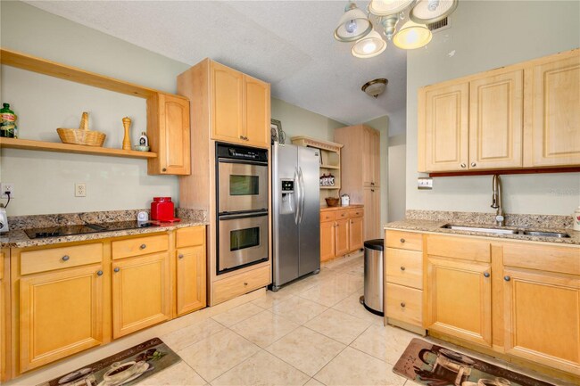 Photo - 653 Timber Bay Cir E