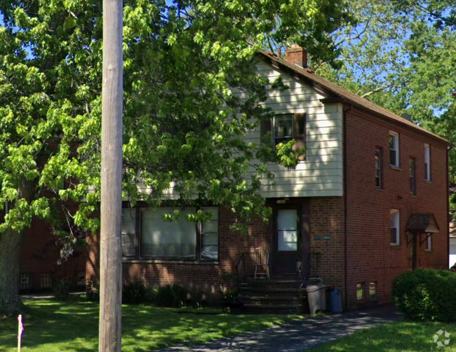 Building Photo - 2384 Warrensville Center Rd Unit 1 Rental
