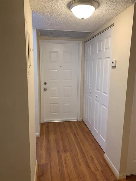 Photo - 10038 Twin Lakes Dr