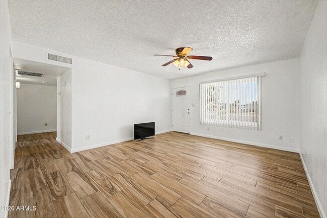 Photo - 20601 N 33rd Ave
