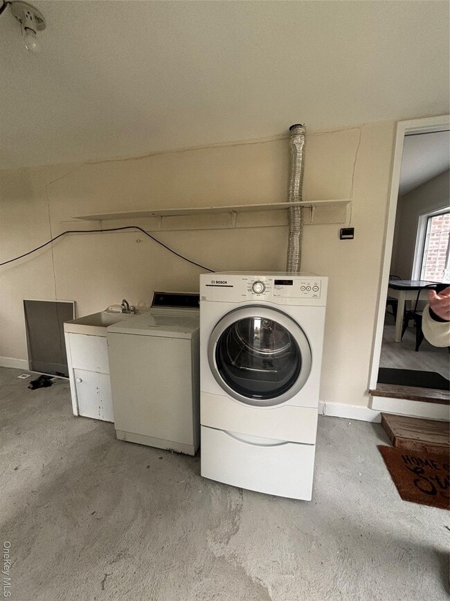 Photo - 75 Verbank Rd