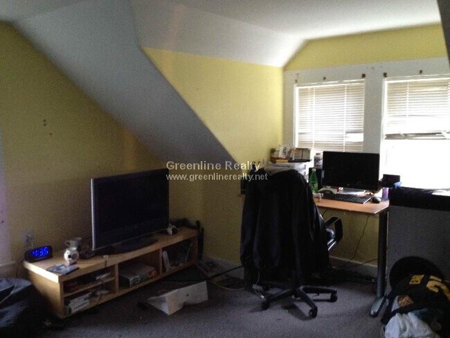 Photo - 17 Reedsdale St