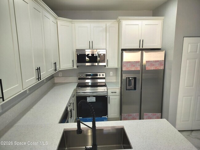 Photo - 826 Middleton Dr SW