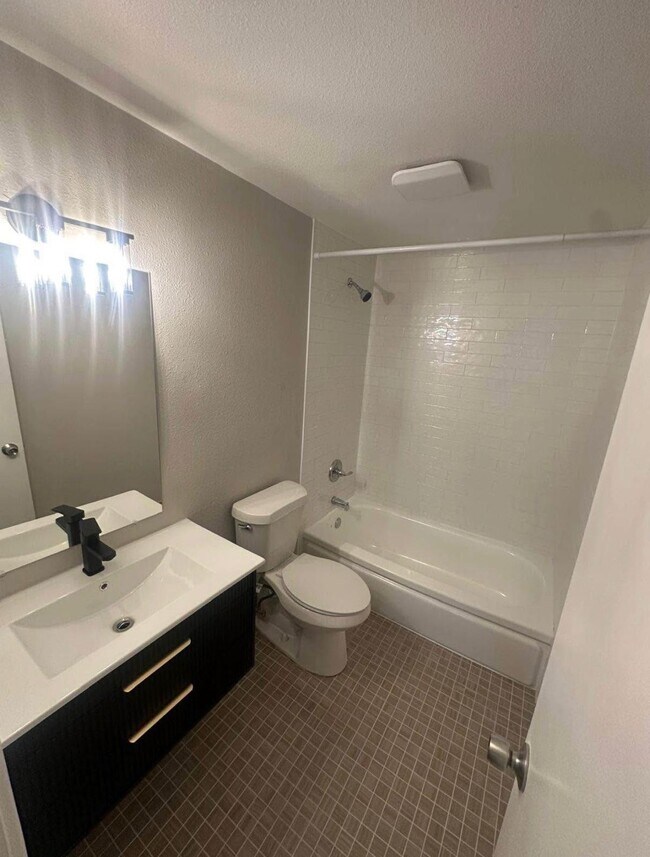 Photo - 5220 W 5th Ave Unit 5234