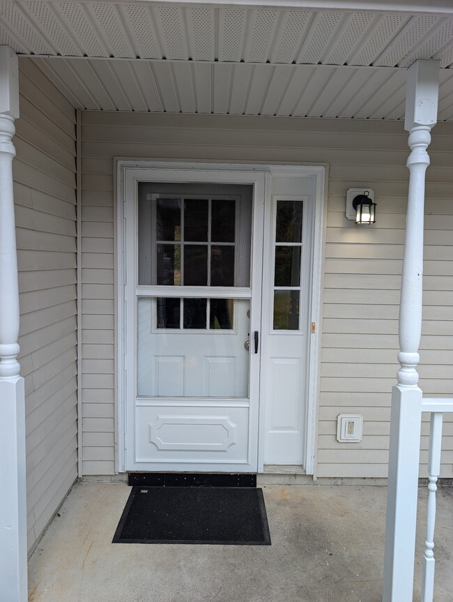 Photo - 605 Country Acres Ct