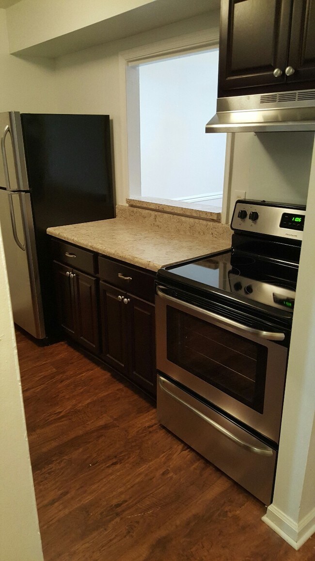 Hidenwood Apartments