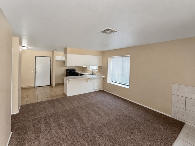 8702 Lyn River Ct Unidad 4