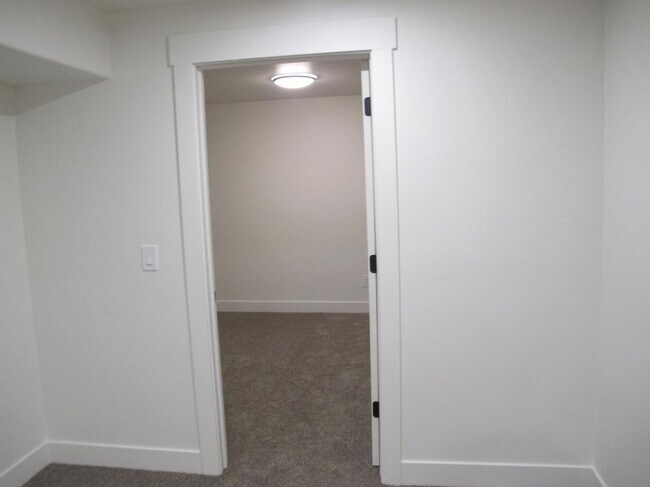 Photo - 2037 Bridle Cir