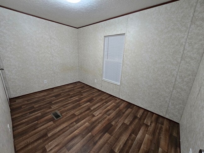 Photo - 1431 W 22nd St