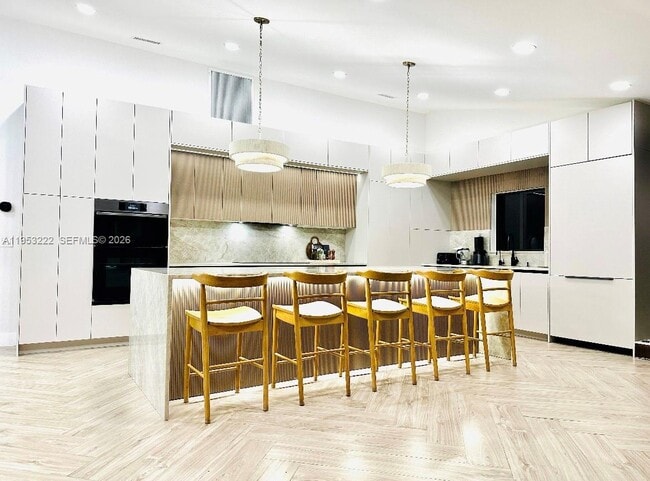 Photo - 2475 NW 25th St