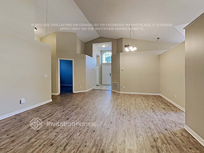 Photo - 2071 Lake Marion Dr