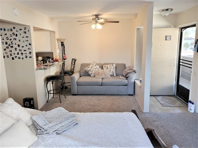 Photo - 8043 Caminito de Pizza Unidad C