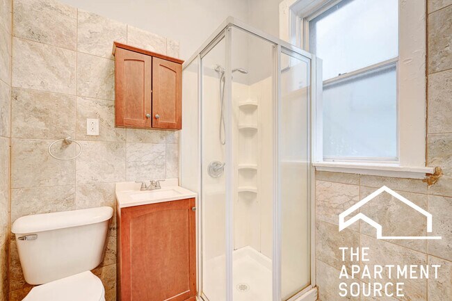 Photo - 907 W Belmont Ave Unit 2F