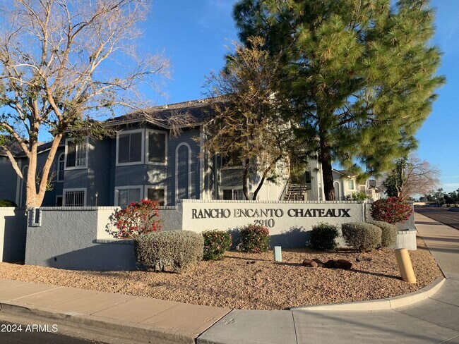 Building Photo - 2910 W Marconi Ave Unit 124 Rental