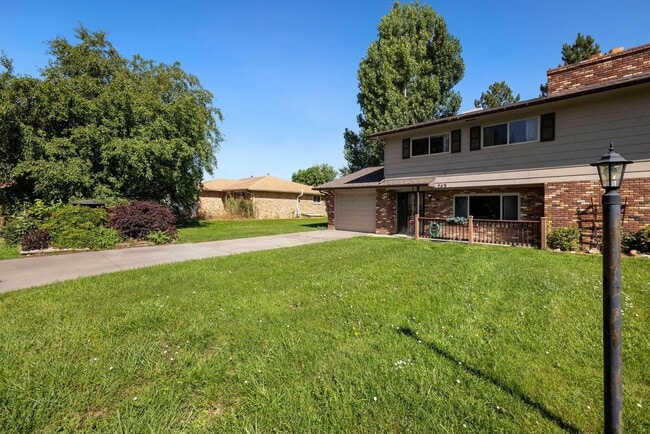 Photo - 743 Nyssa Dr