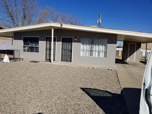 2207 W Juniper St Unidad A