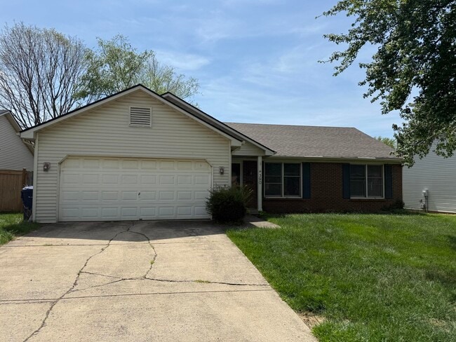 Building Photo - 390 Retrac Rd