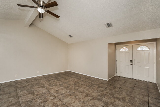 Photo - 6803 Ludgate Dr