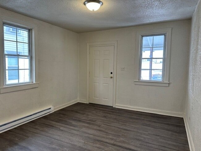 Photo - 281 Hoffman Ave Unidad 1