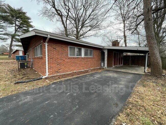 Photo - 8322 Sagewood Ln House