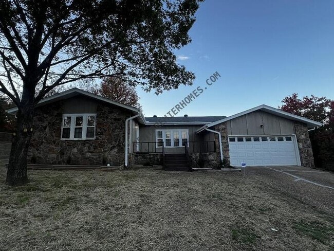 Photo - 3 Havenwood Ln