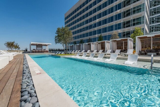 Photo - 617 N 12th St Unit ID1312553P