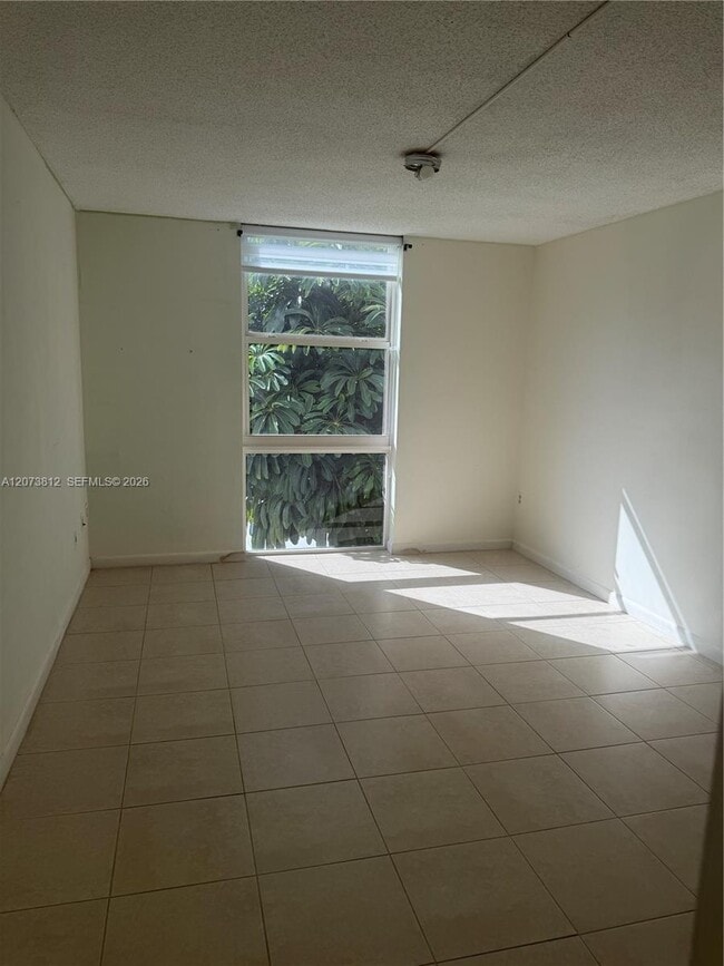 Photo - 16851 NE 23rd Ave Unit B214