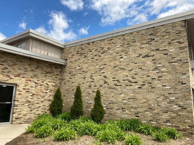 Photo - 3811 S 35th St