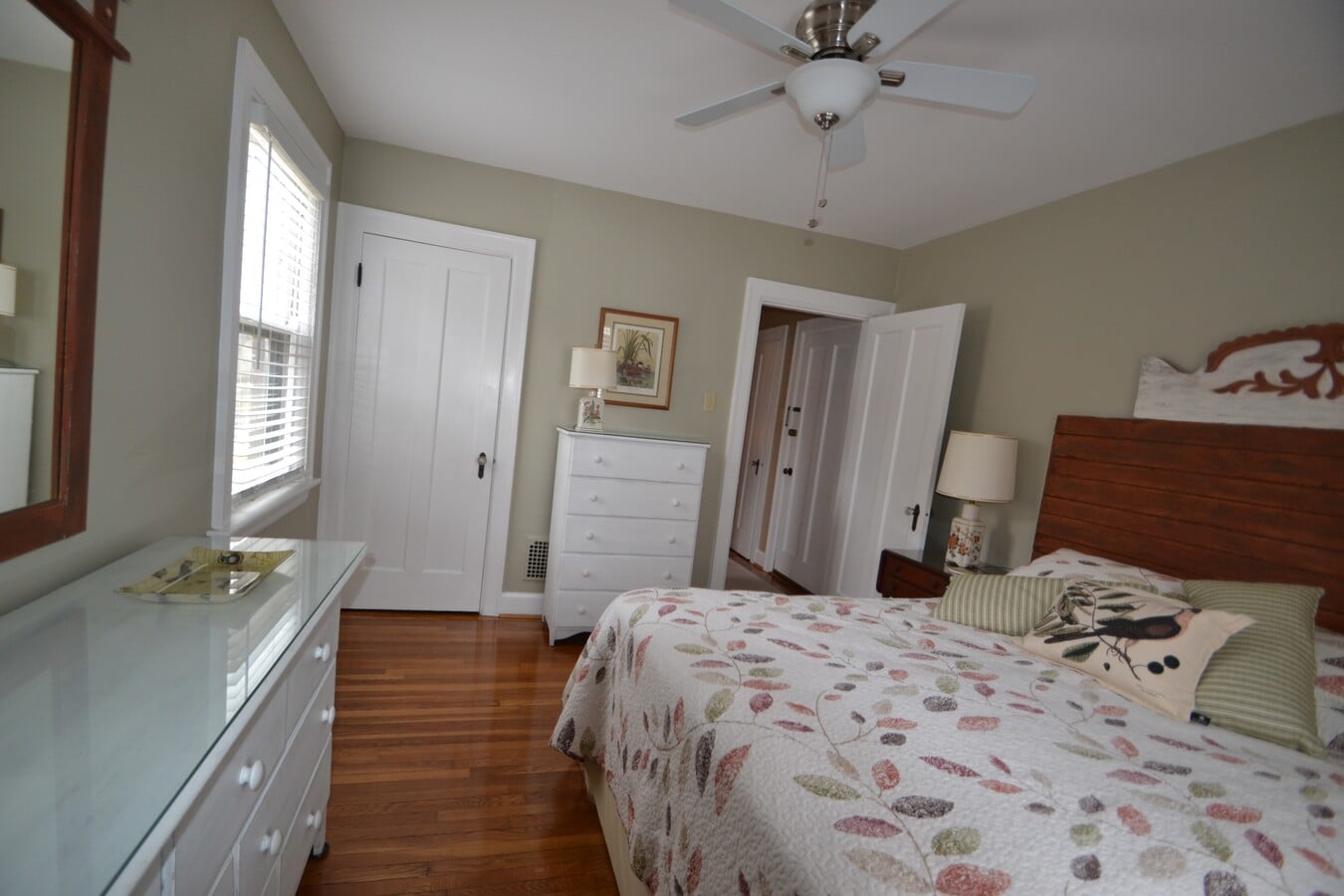 Photo - 908 Ellison Ave
