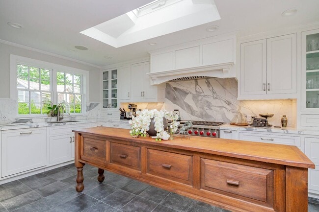 Photo - 22 Rector St