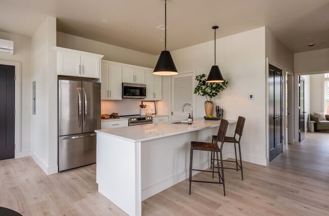 1223 Washington St Unit 1