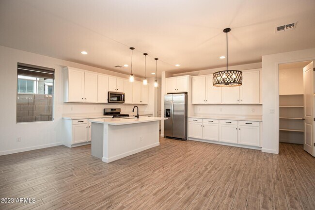 Photo - 1941 W Holden Dr