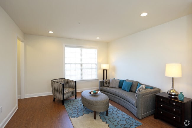 Living Room - Dresher Commons