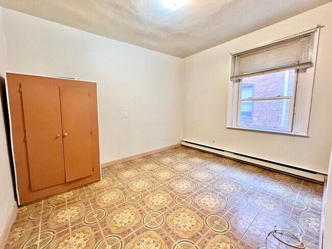 Photo - 84 N Margin St Unit 6