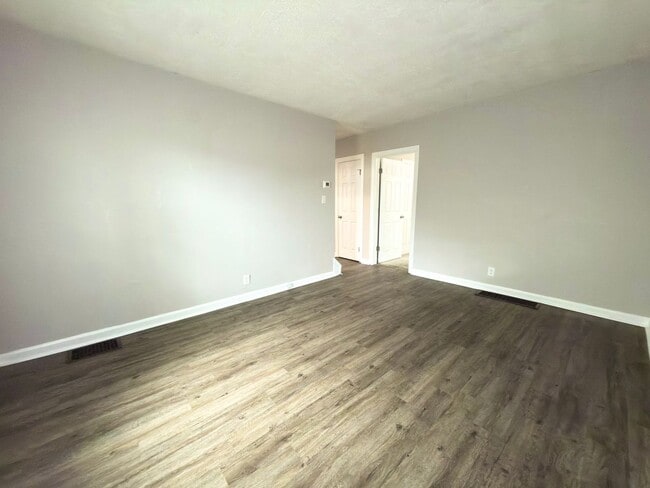 Photo - 1708 Hunt Rd