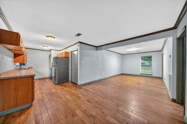 Photo - 5725 Melanite Ave