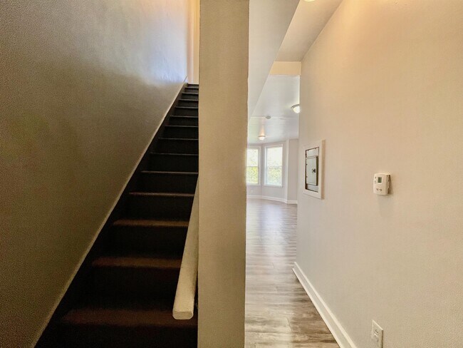 Photo - 1309 W Allegheny Ave Unidad 2R