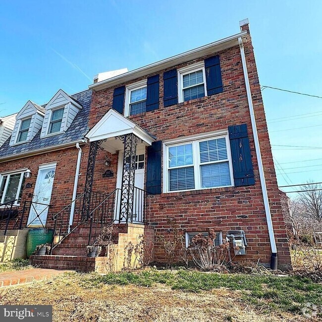 Building Photo - 2157 N Brandywine St Rental