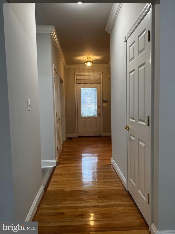 Photo - 101 Westgate Way