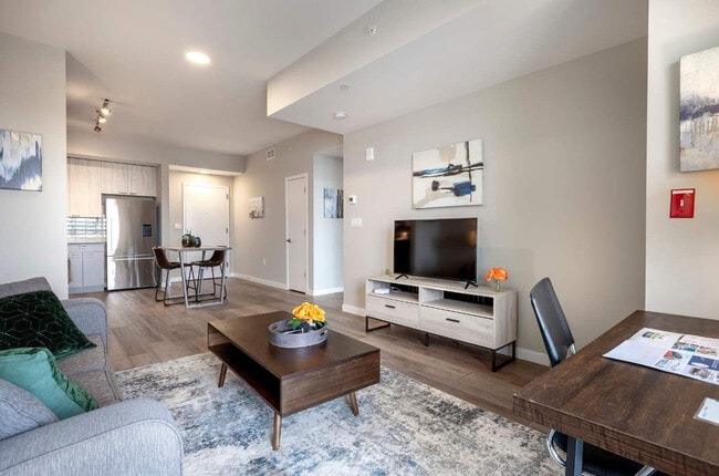 Photo - 880 Pacific St Unidad FL10-ID1039237P