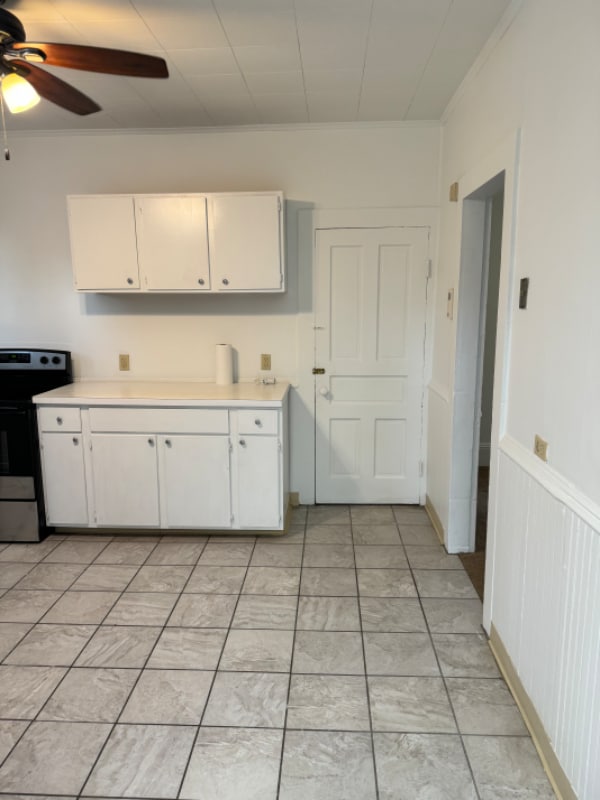 Photo - 4XX Leggett St