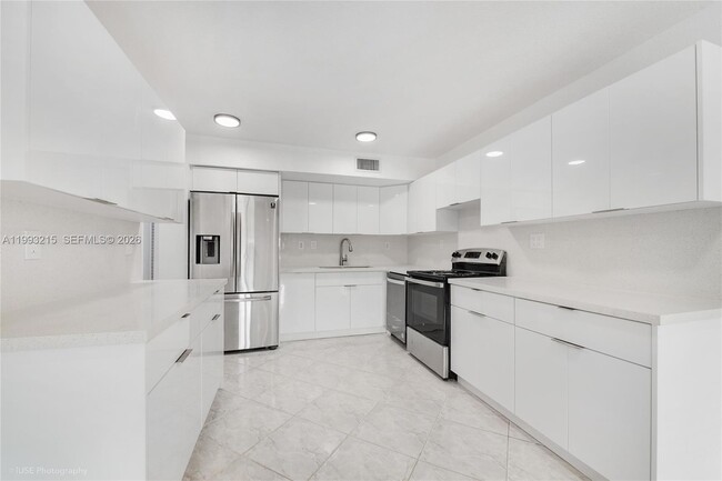 Photo - 2211 SW 122nd Ct