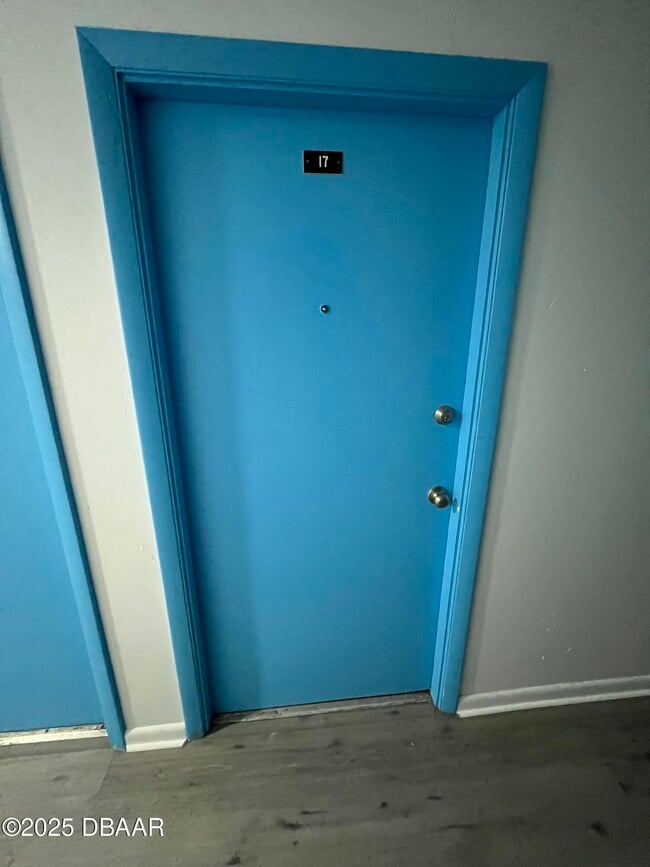 Photo - 1850 S Park Ave Unit A17