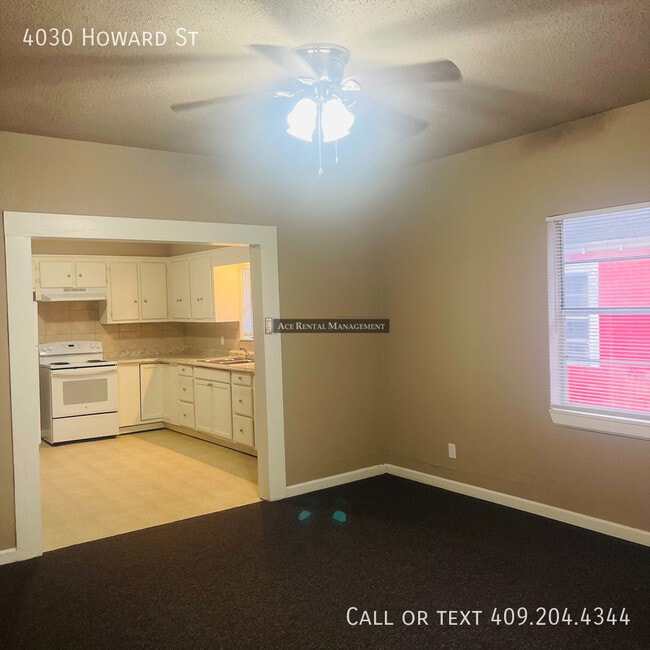 Photo - 4030 Howard St