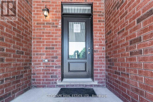 Photo - 5228 Pinedale Ave